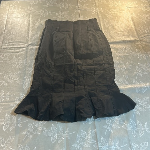 Ladies Cirtrine Collection Skirt - Picture 5 of 7